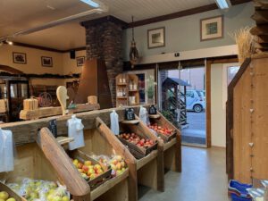 unsere Räumlichkeiten im Hofladen ...